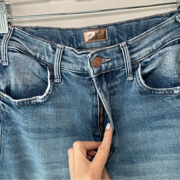 MOTHER The Hustler Roller Ankle Jeans in High On The Hog Size 26